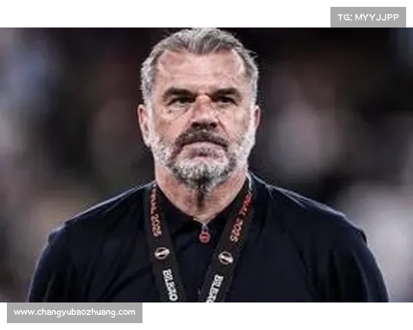 邮报称诺丁汉森林倾向留任波斯特科格鲁以稳定球队当前局势